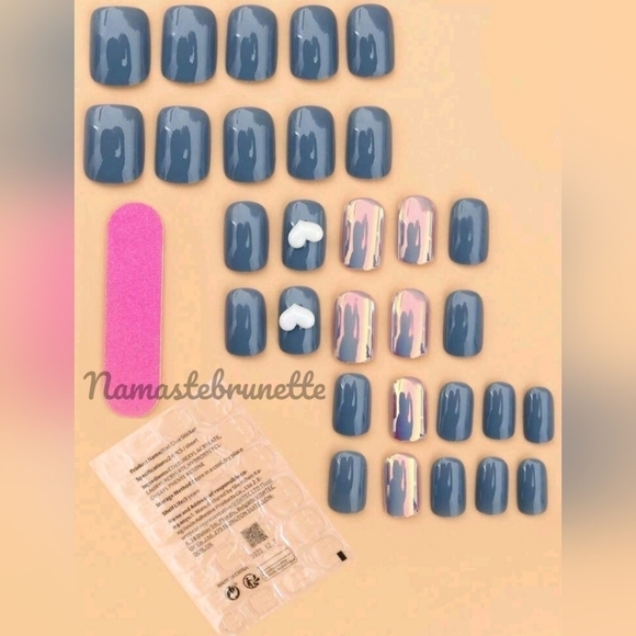 3D Hearts & Iridescent Press On Nails - Picture 8 of 15